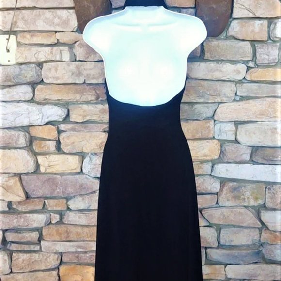 Evening Gown with embellishments - Picture 4 of 5